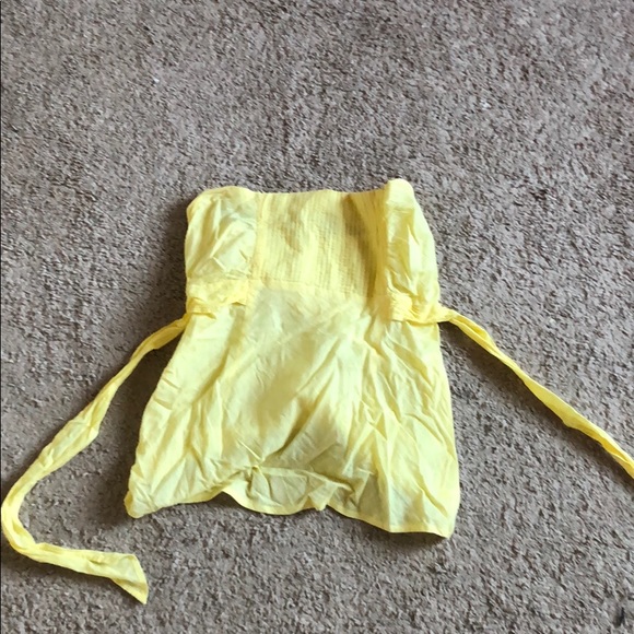 Yellow tank top - Picture 1 of 1